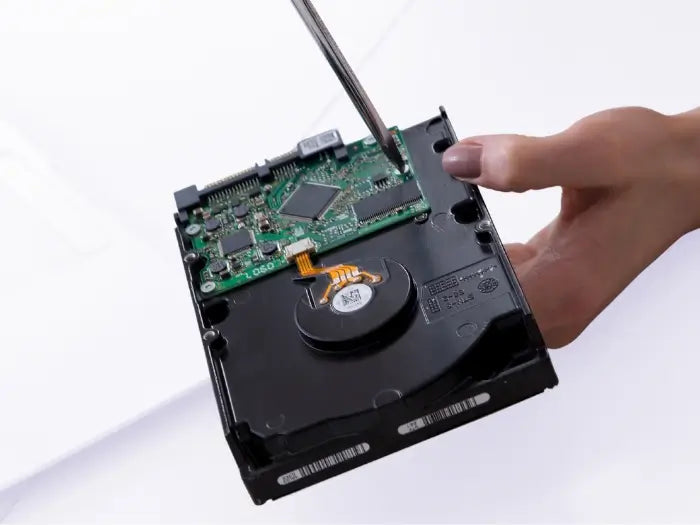 Data Recovery Services by Prime Tech Support for Business Clients in Miami - Visual representation showcasing expert data recovery solutions provided to businesses in the Miami area.